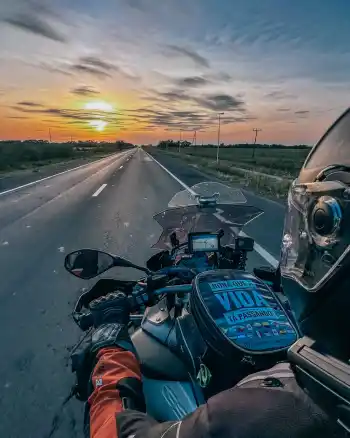 viajando de moto